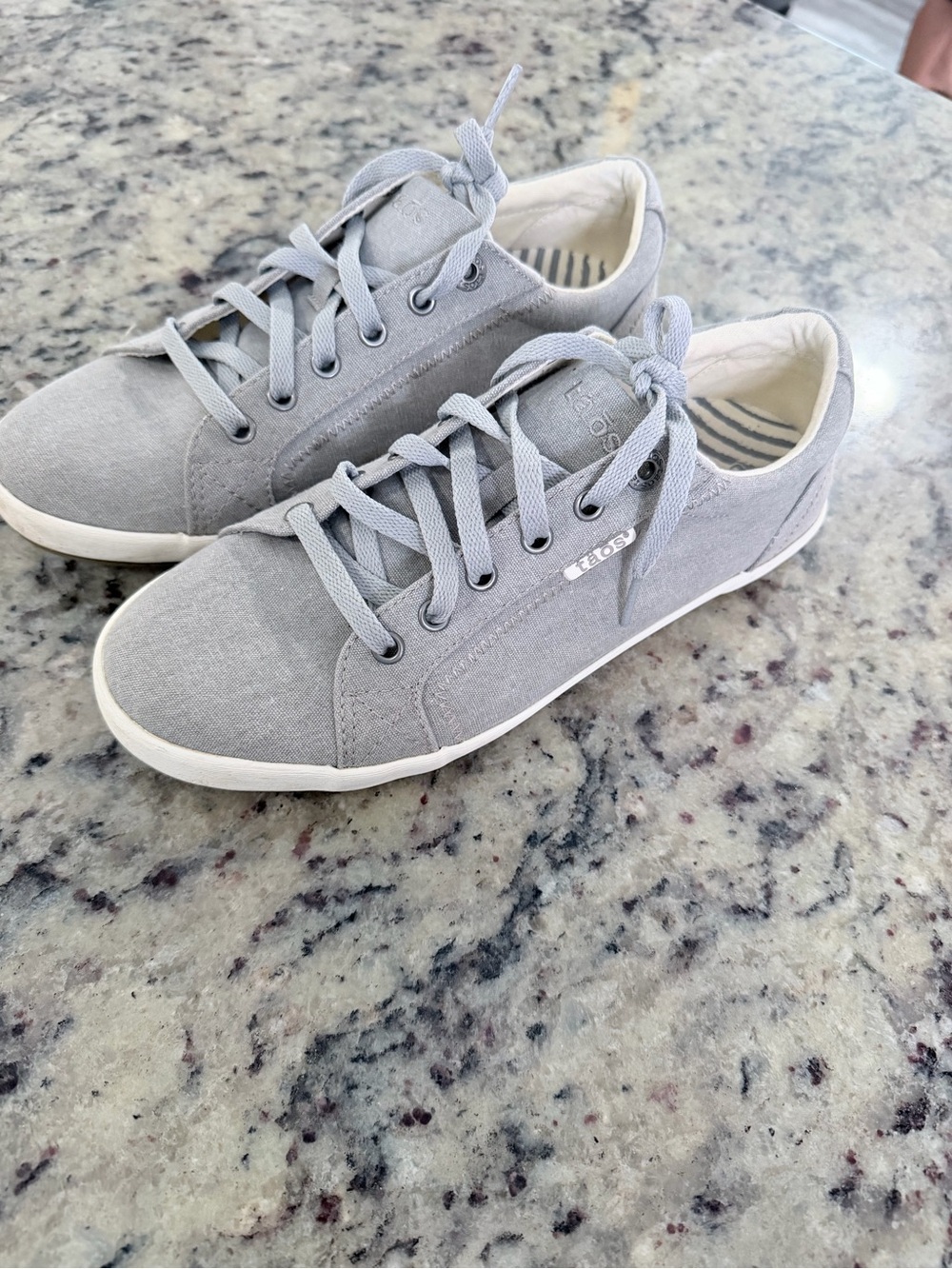 Taos Footwear Gray Canvas Lace-Up Sneakers